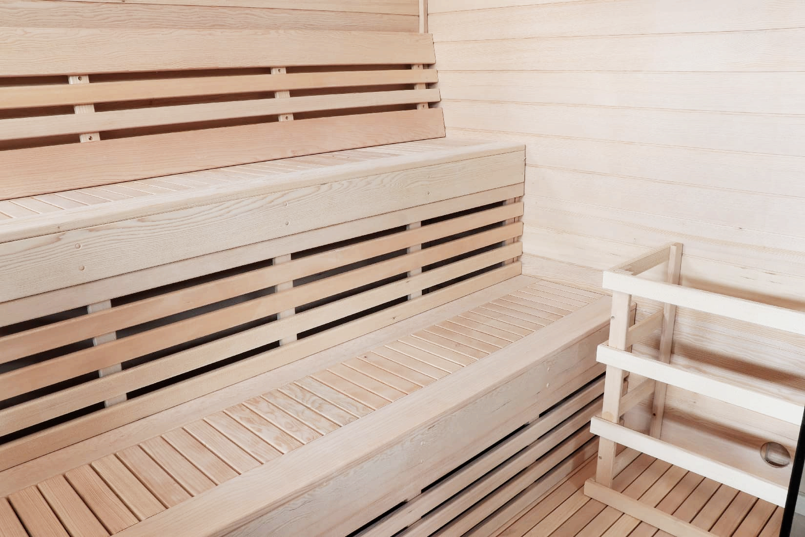 Traditional Indoor Sauna — 180 × 140 × 190 cm view 2