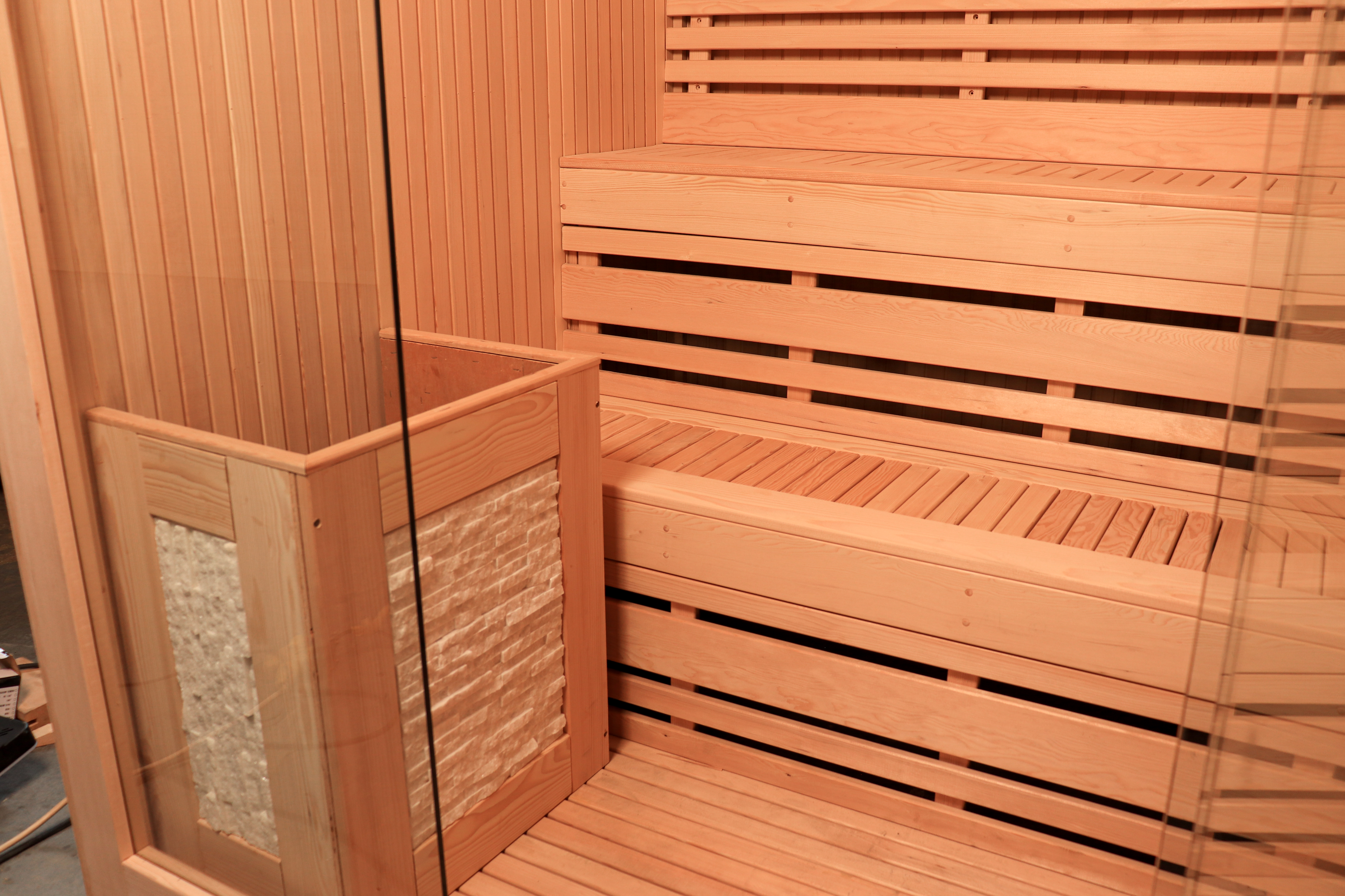 Traditional Indoor Sauna — 180 × 150 × 190 cm view 2