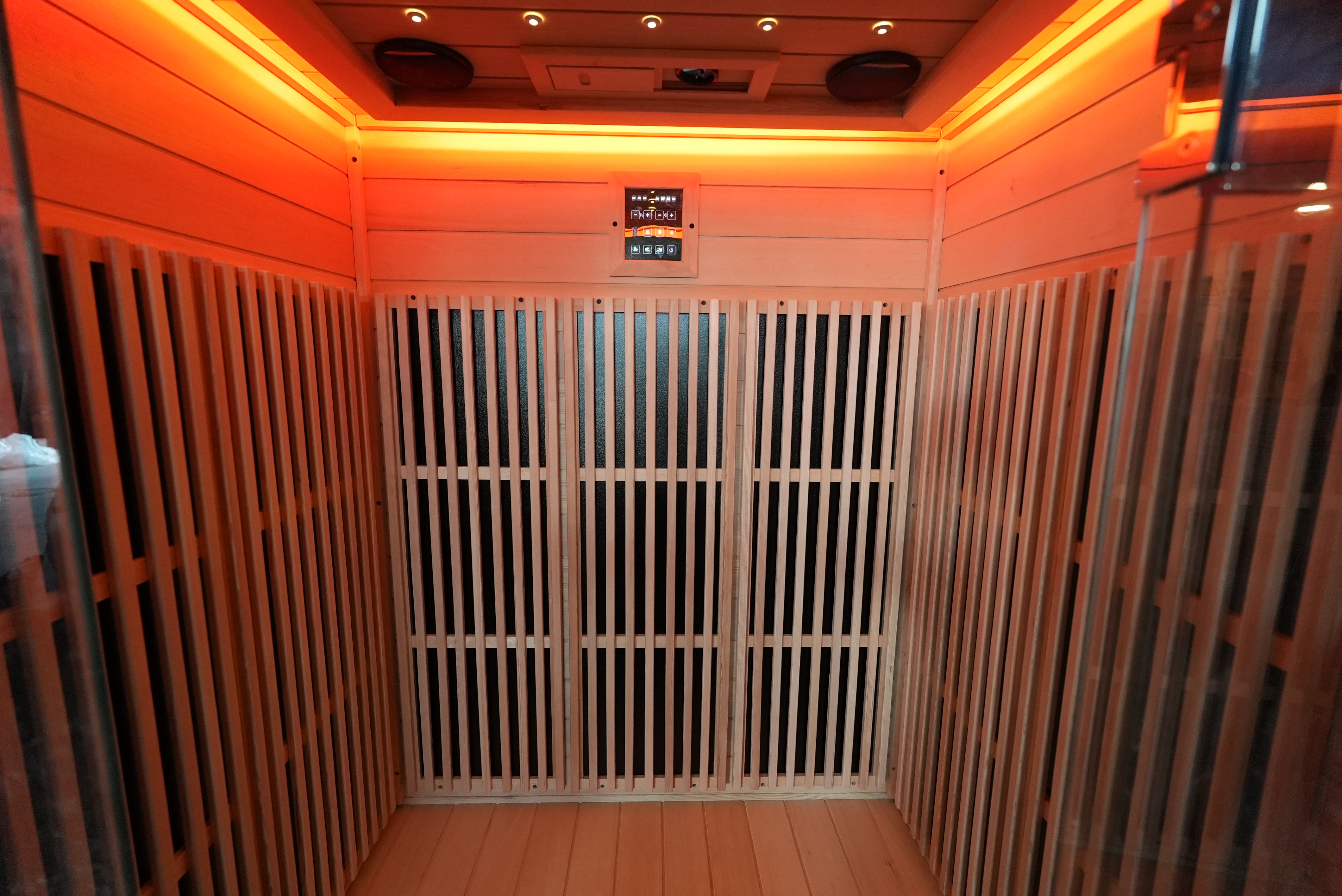 Far-Infrared Indoor Sauna — 120 × 90 × 190 cm view 3