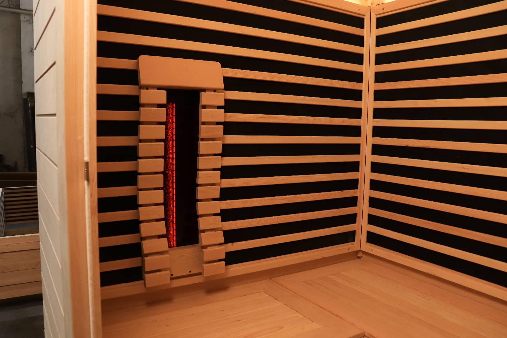 Far-Infrared Indoor Sauna — 120 × 90 × 190 cm view 2